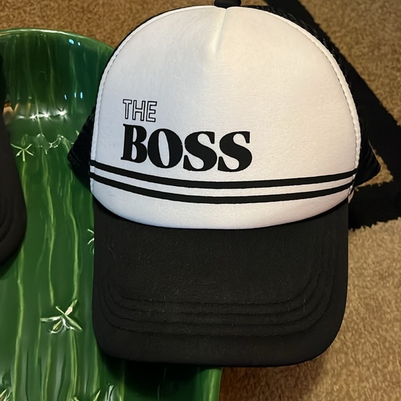 🧢☀️Mom and child hat / the boss / the real boss / black and white / snap close - Picture 2 of 8